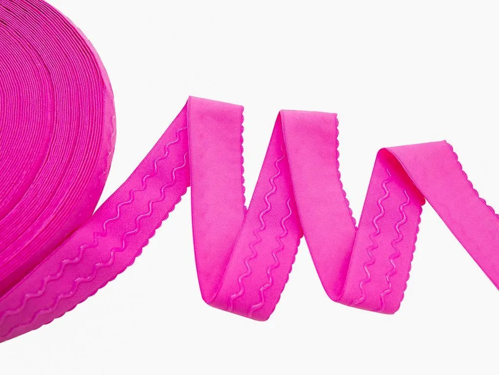 Тесьма-резинка трикотажная, с фигурным краем,с силикон. рельефами, ярко-розового цвета, ширина 40 ммизображение