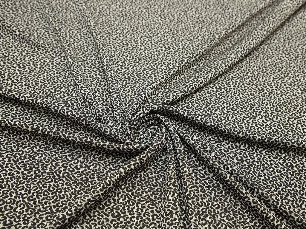 Трикотаж c анималистичным принтом, цвет серебристо-черныйизображение