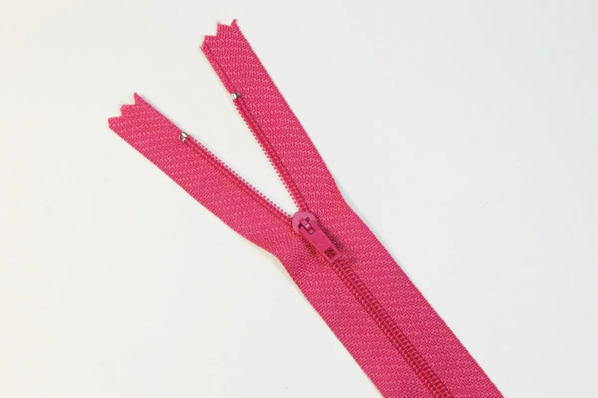Молния брючная с металлическим замком  тип 3 темно-розового цвета длина 25 смизображение