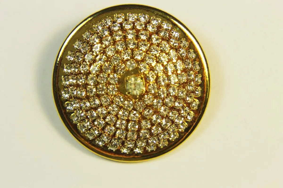 Пуговица-украшение металлическая, на ножке, стразы на золоте, диаметр 35 ммизображение