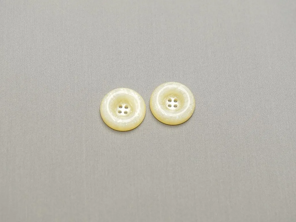 Пуговица пластмассовая, 4 прокола, кремовый перламутр с блёстками, диаметр 24 ммизображение