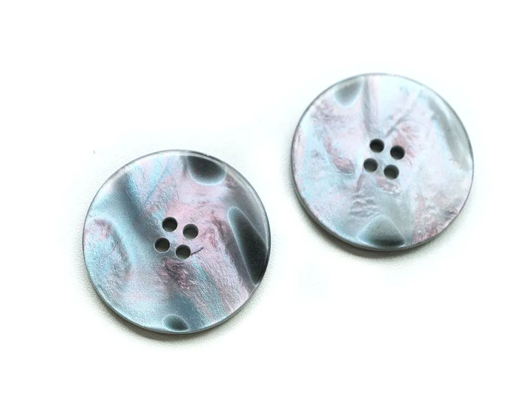 Пуговица пластмассовая, 4 прокола, сиреневый перламутр, диаметр 37 ммизображение