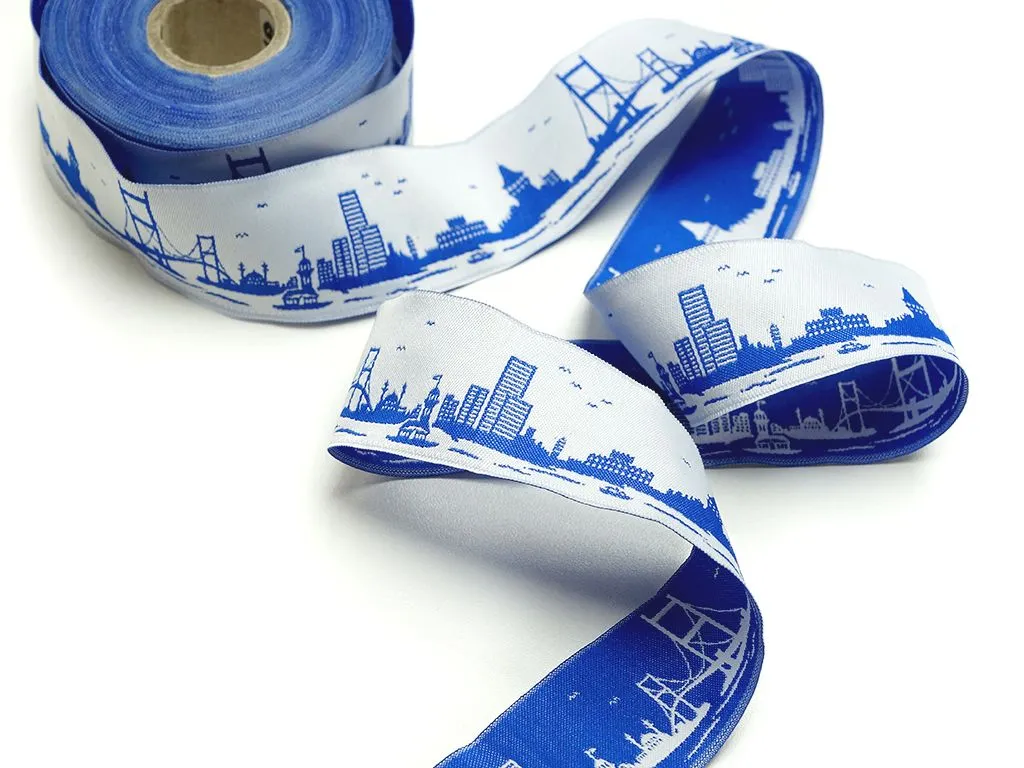 Тесьма жаккардовая "ГОРОД", цвет белый/голубой, ширина 35 ммизображение