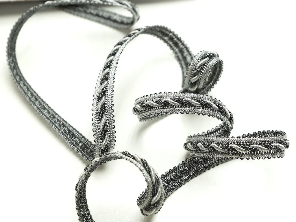 Тесьма декоративная "ЖГУТ" светло-серого цвета ширина 14 ммизображение