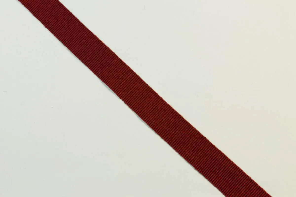 Лента репсовая декоративная, цвет бордовый, ширина 15 мм изображение