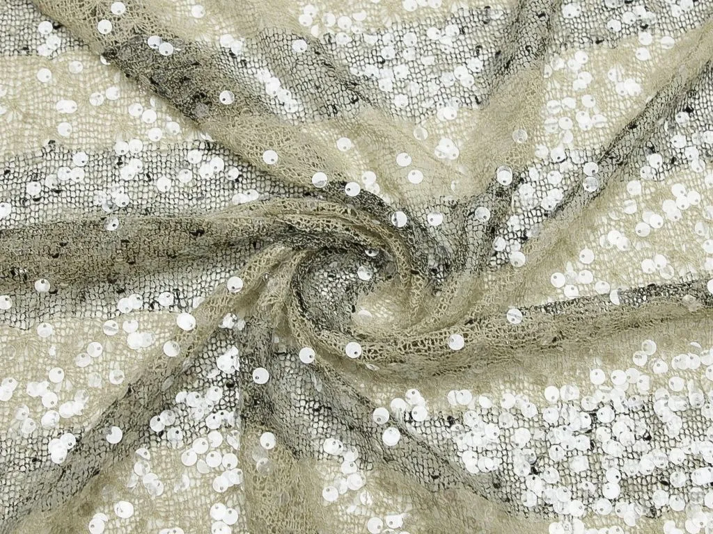 Пайетки на трикотажной основе, в широкую чёрно-бежевую полоскуизображение