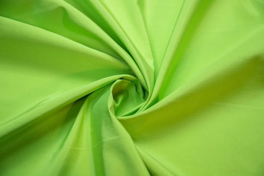 Курточная ткань дублированная с мелким принтом, неоново-зеленый цветизображение