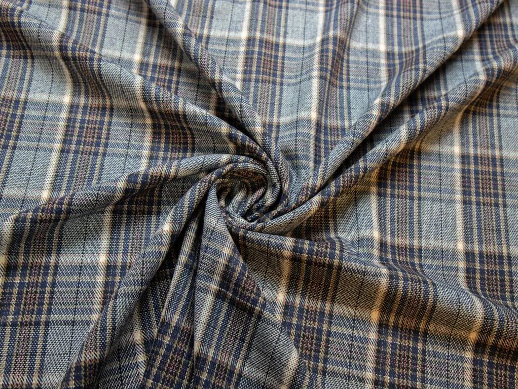 Костюмная ткань в клетку, цвет в коричневых и синих  тонахизображение