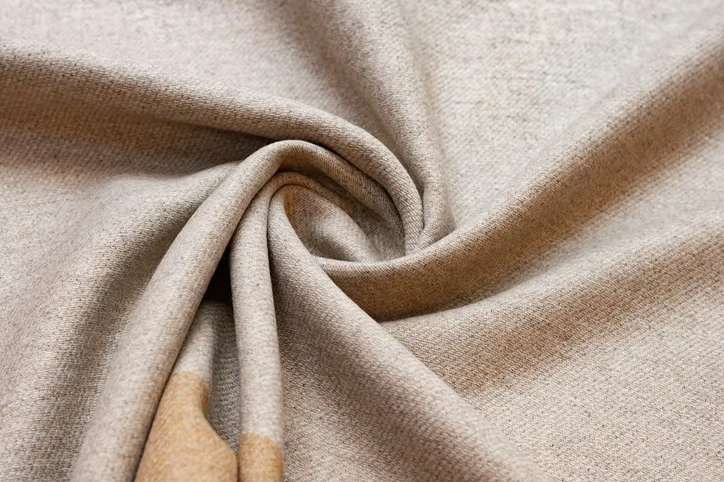 Двухслойная пальтовая ткань в полоску, в коричневых тонах, купон 1,7мизображение